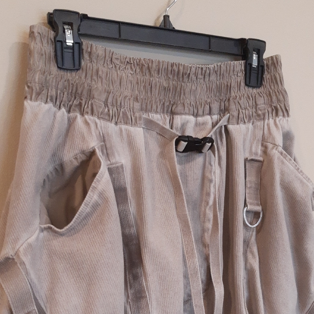 Hamcus Men's Cargo Shorts Multi Strap/Multi form Configuration Style. - Picture 2 of 13